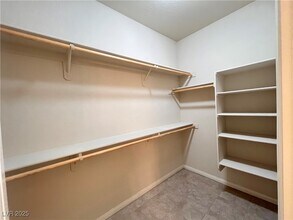 914 Kimbark Ave in Las Vegas, NV - Building Photo - Building Photo