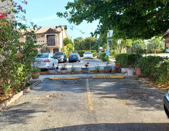 5403 W 22nd Ct in Hialeah, FL - Building Photo - Building Photo