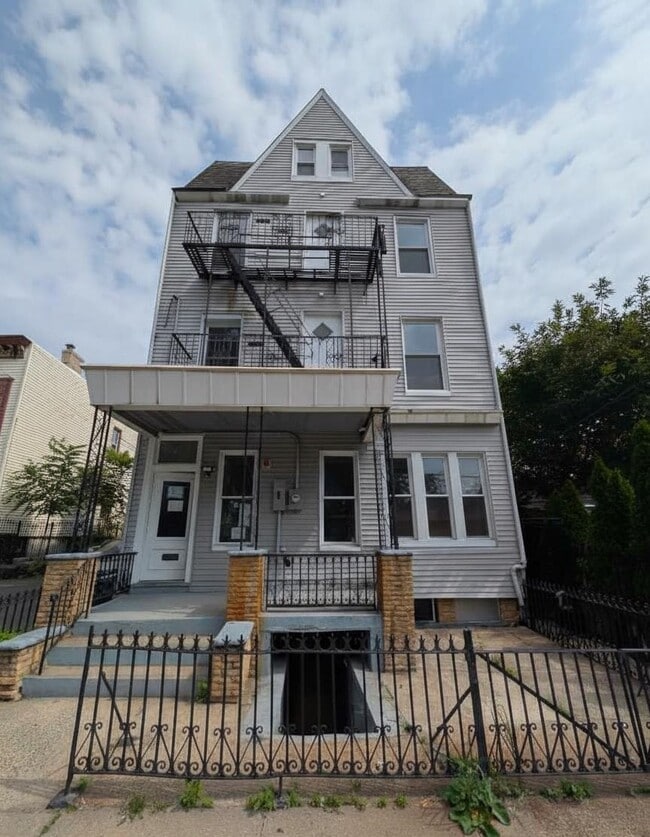 property at 10 Sherman Pl
