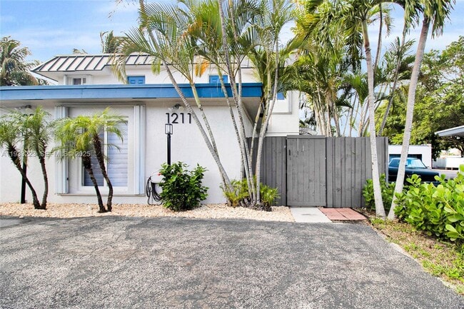1211 N Andrews Ave in Fort Lauderdale, FL - Building Photo - Building Photo