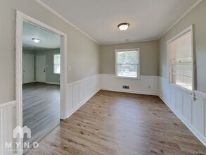 1156 N Parkwood Dr in Forest Park, GA - Building Photo - Building Photo