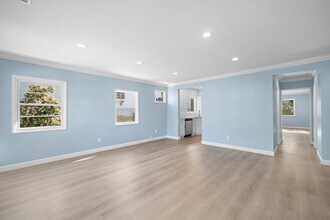 8012 Jayseel St in Sunland, CA - Building Photo - Building Photo