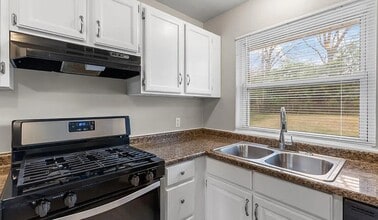 11588 Galba Dr in Florissant, MO - Foto de edificio - Building Photo