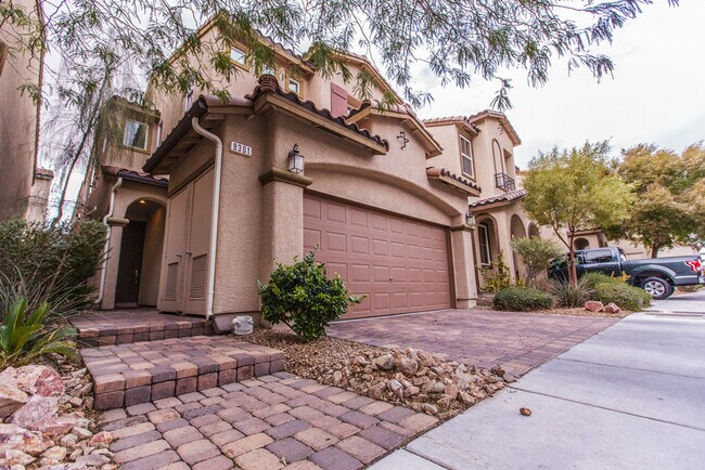 9301 Night Mesa St in Las Vegas, NV - Building Photo - Building Photo