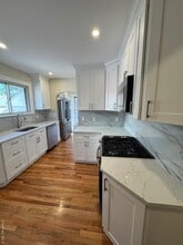 39 Ward St in Floral Park, NY - Building Photo - Building Photo