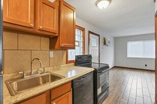 454 E 16th Ave in Columbus, OH - Building Photo