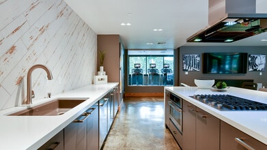 Modera San Pedro Square in San Jose, CA - Building Photo - Building Photo