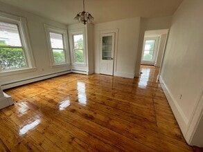 99 Pearl St in Clinton, MA - Building Photo - Building Photo
