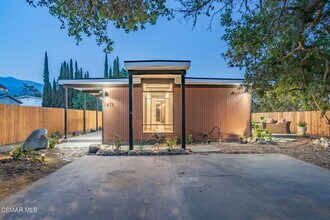 1411 Ojai Rd in Santa Paula, CA - Building Photo - Building Photo