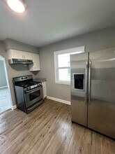 28253 Schram St-Unit -1 in Roseville, MI - Foto de edificio - Building Photo