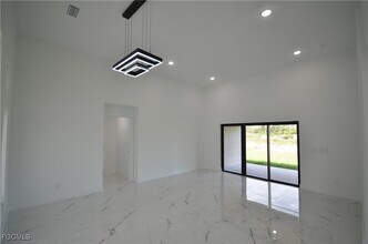 1234 Bermar St, Unit #216 in Ft. Myers, FL - Building Photo - Building Photo