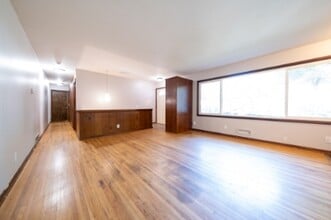 842 25th Ave SE in Minneapolis, MN - Building Photo - Building Photo