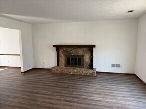 3815 Samia Ct, Unit 37 in Duluth, GA - Building Photo - Building Photo