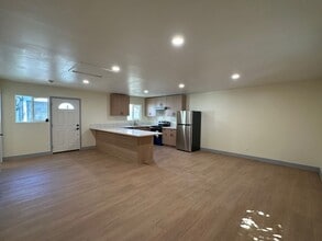 7227 Forbes Ave in Los Angeles, CA - Building Photo - Building Photo