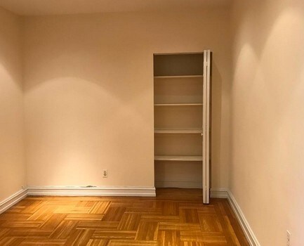 225 E 83rd St-Unit -#4-4 in New York, NY - Building Photo - Building Photo