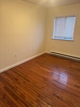 59 College Hwy in Southwick, MA - Building Photo - Building Photo