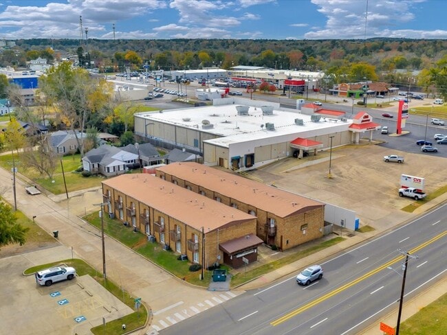 Campus Colony in Nacogdoches, TX - Foto de edificio - Building Photo