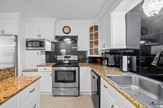 321 Forsyth St in Boca Raton, FL - Building Photo - Building Photo