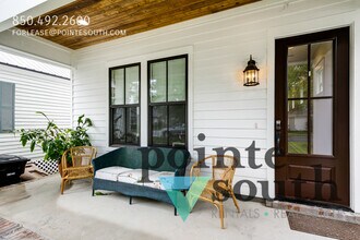 1303 N 8th Ave in Pensacola, FL - Building Photo - Building Photo