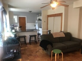 13 Andrew St, Unit 1 in Cambridge, MA - Building Photo