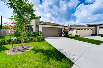 3032 Gunnersbury Dr in Houston, TX - Building Photo - Building Photo