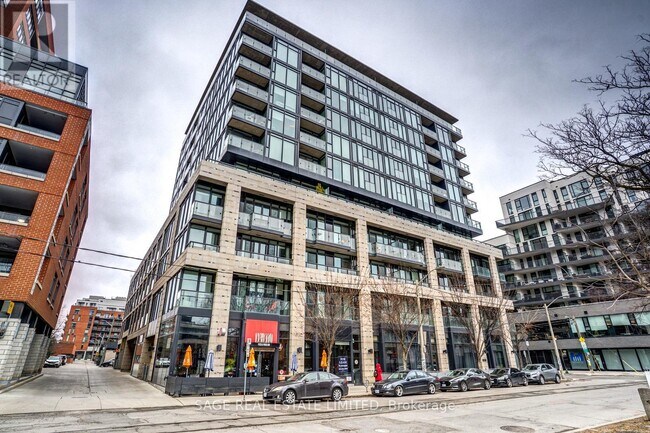 8 Dovercourt Rd in Toronto, ON - Building Photo - Building Photo