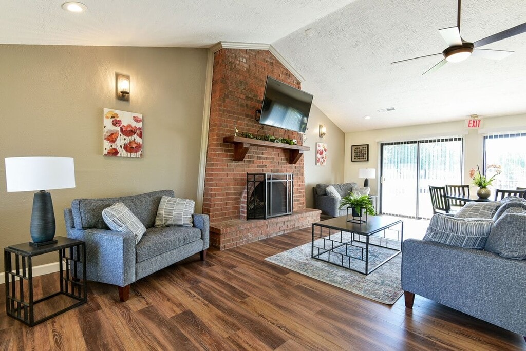 Old Monterey Apartments Springfield, MO Apartments