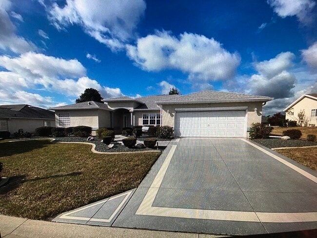 property at 13584 SE 90th Ct