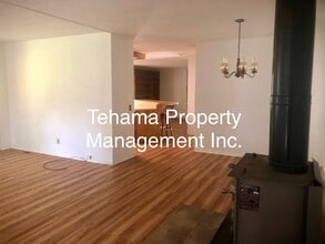 25323 Lee St in Los Molinos, CA - Building Photo - Building Photo