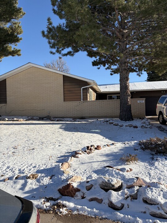 727 Golden Hill St in Cheyenne, WY - Building Photo