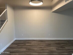 705 W Queen Creek Rd in Chandler, AZ - Building Photo - Building Photo