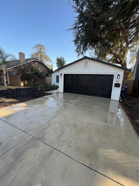 374 W Main St in Turlock, CA - Building Photo - Building Photo