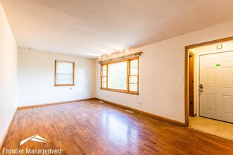 605 Ratone Ln in Manhattan, KS - Building Photo - Building Photo