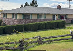 220 N 76th Ave, Unit 220 N 76.th Ave in Yakima, WA - Building Photo