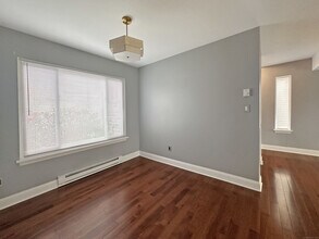 109 Candlewood Dr in South Windsor, CT - Building Photo - Building Photo