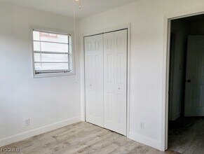 9765 Montana Ct in Bonita Springs, FL - Building Photo - Building Photo