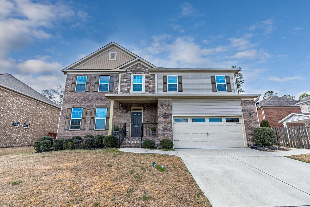216 Secretariat Dr in Elgin, SC - Building Photo