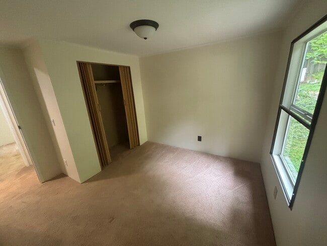 5 Valleywood Ct in Asheville, NC - Building Photo - Building Photo