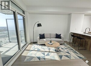 25 Wellington St S in Kitchener, ON - Building Photo - Building Photo