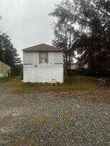 2631 Irwinton Rd in Milledgeville, GA - Building Photo