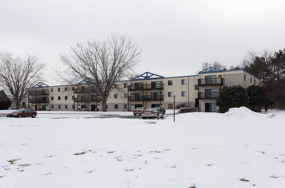 Tantara Apartments in Menomonie, WI - Building Photo