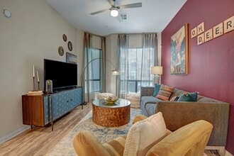 Park on Central in Phoenix, AZ - Foto de edificio - Building Photo