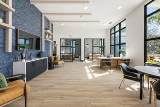 The Winslow Residences in North Fort Myers, FL - Foto de edificio - Building Photo