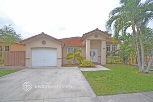 8210 SW 163rd Pl in Miami, FL - Building Photo