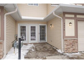 4096 Meadowlark Curve in Eagan, MN - Building Photo - Building Photo
