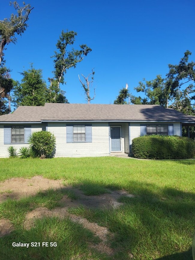 property at 1304 Baymeadows Dr