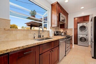 2957 Daneland St in Lakewood, CA - Building Photo - Building Photo