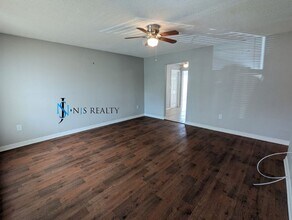 3153 Lodi Dr in New Port Richey, FL - Foto de edificio - Building Photo