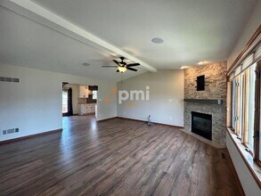 8781 Calhoun Pl in Crown Point, IN - Building Photo - Building Photo