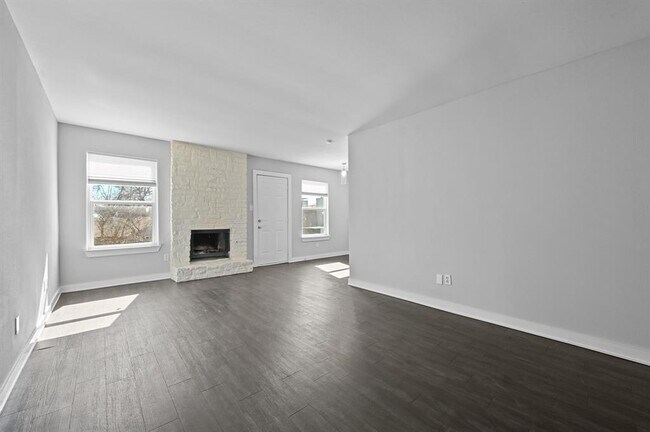 1903 Townesouth Cir in Austin, TX - Building Photo - Building Photo